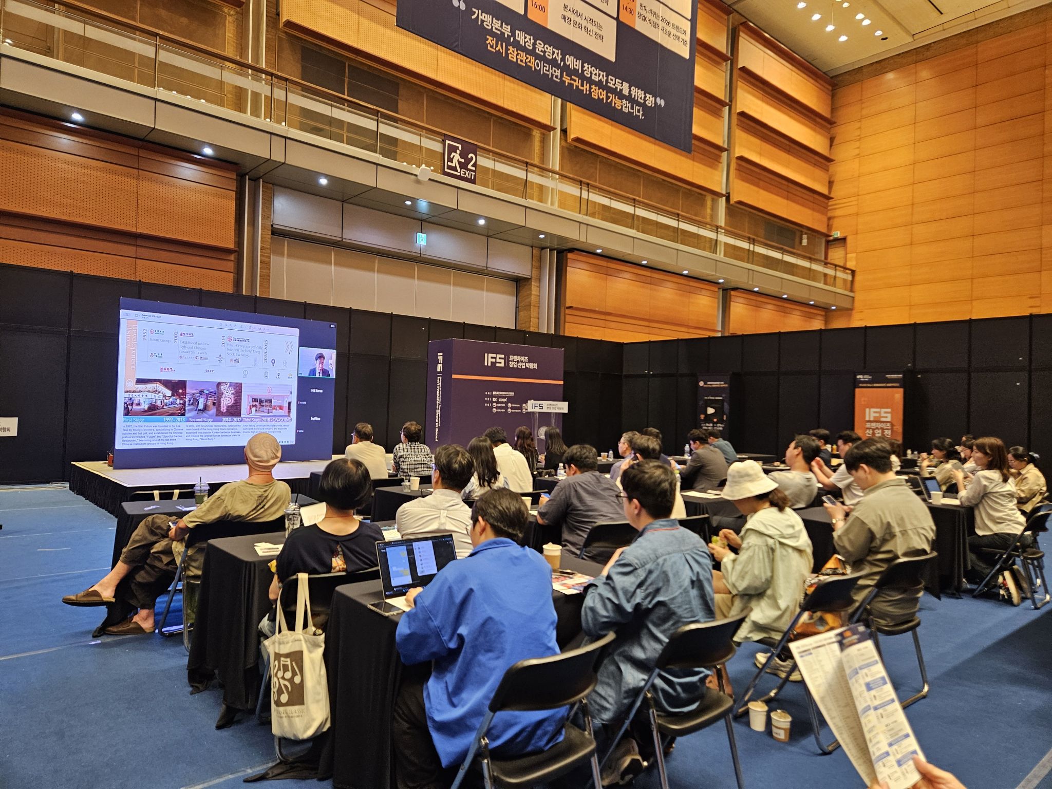 이미지에 alt 속성이 없음